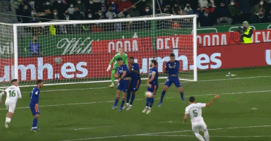 单节41分+21-0攻击波！库里31分带队血洗爵士，勇士终结三连败重返西部前八