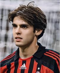 韩国队和巴拉圭热身赛仅2万名球迷到场 4万多空座因为惨败巴西？